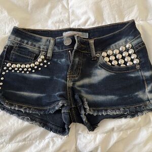 Vintage Havana Girls black factory distressed denim shorts, Size 10